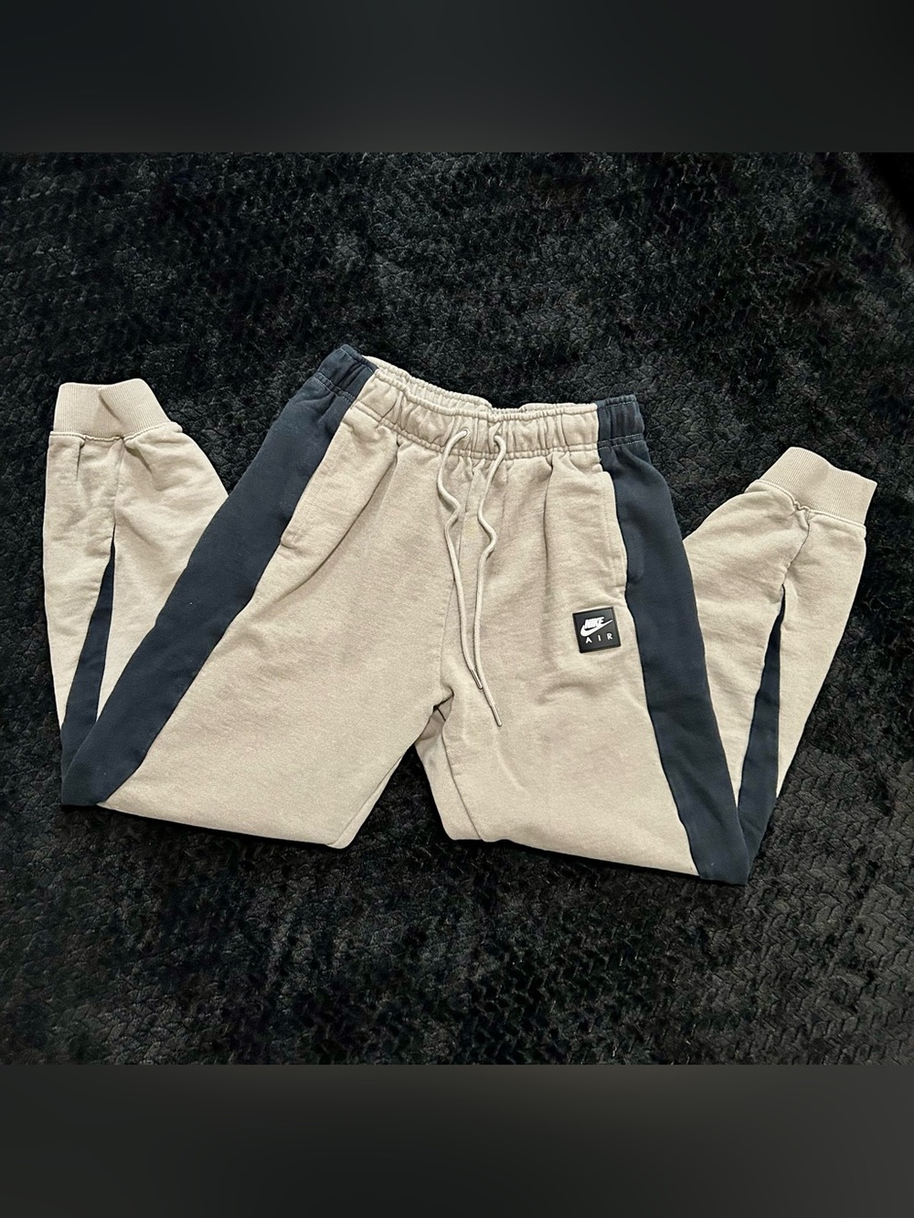 Nike Air Beige & Black Jogger Sweatpants Size Small